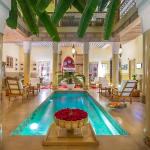 **** Riad Azoulay Maroc